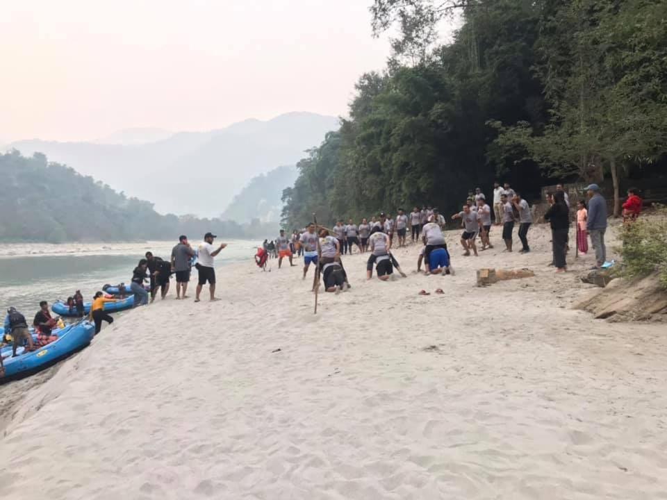 River Fun Beach Resort Gorkha ภายนอก รูปภาพ