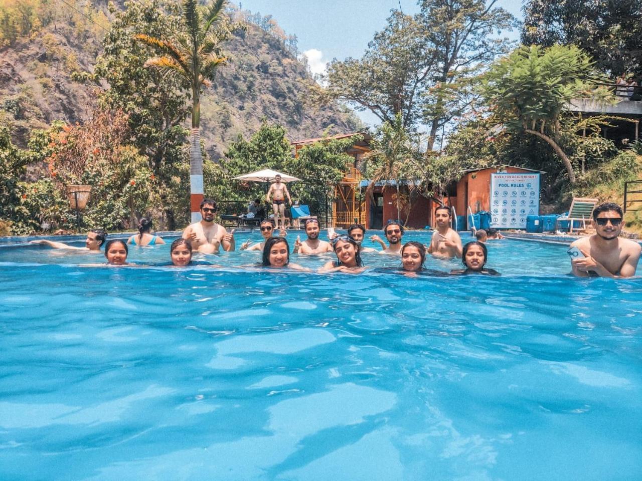 River Fun Beach Resort Gorkha ภายนอก รูปภาพ