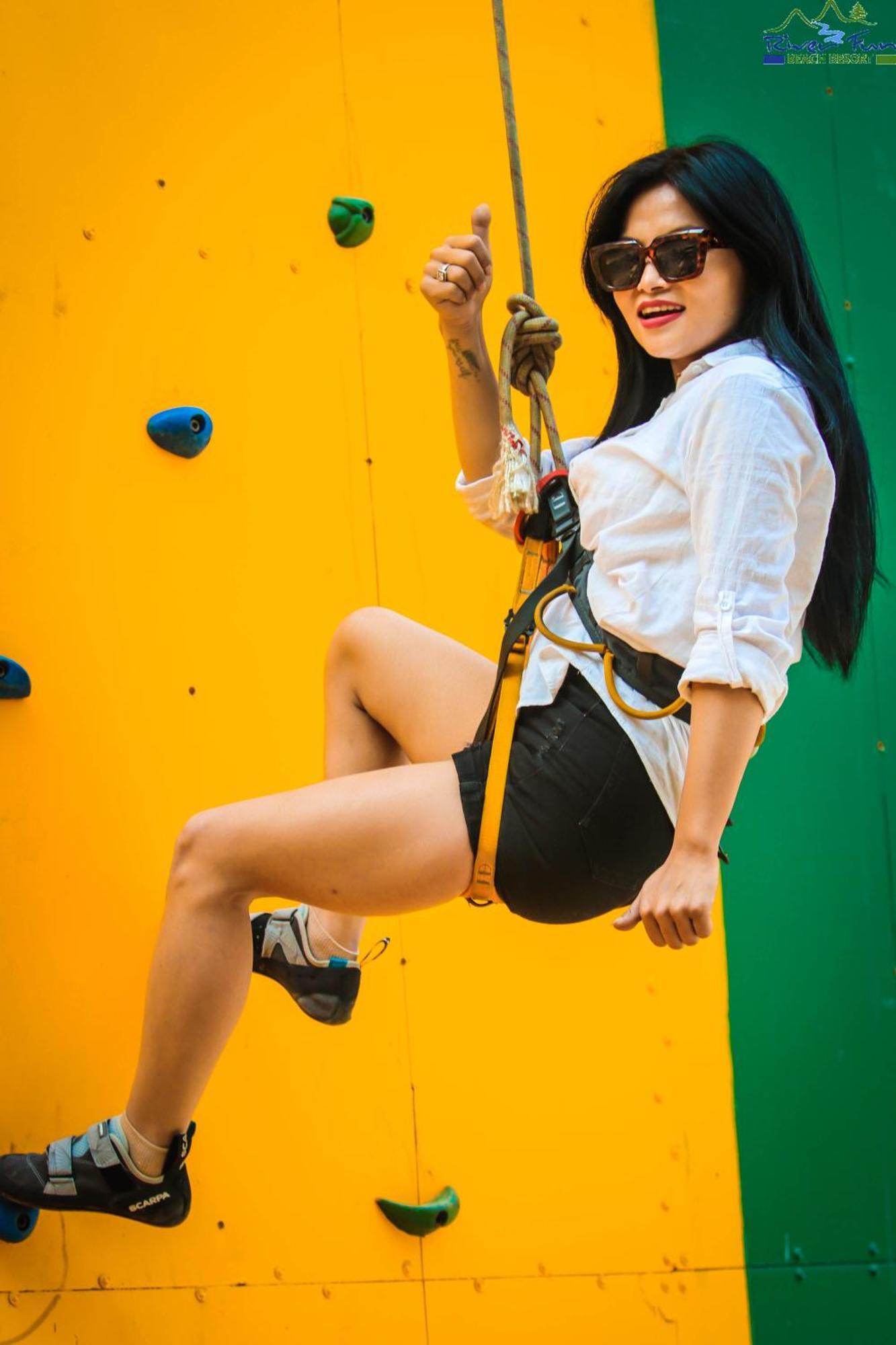 River Fun Beach Resort Gorkha ภายนอก รูปภาพ