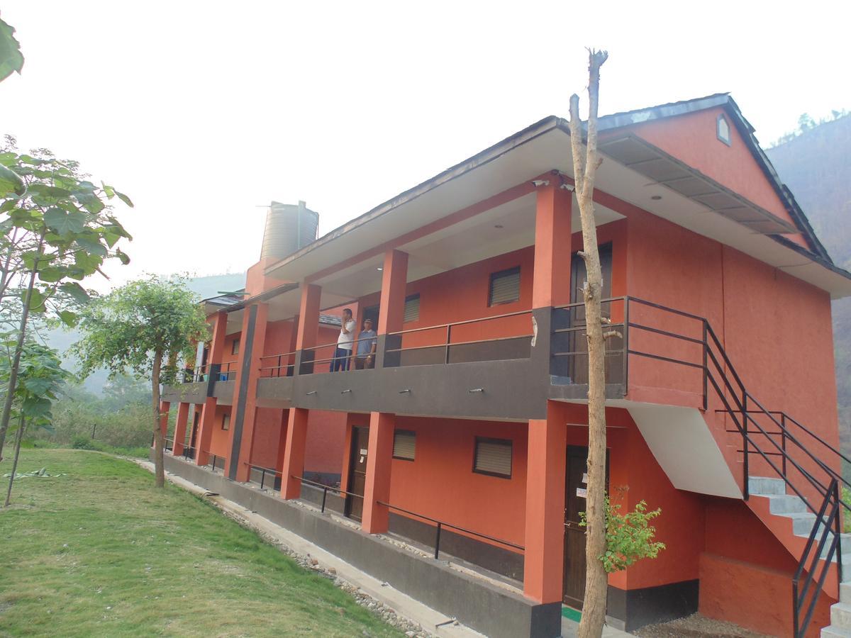 River Fun Beach Resort Gorkha ภายนอก รูปภาพ